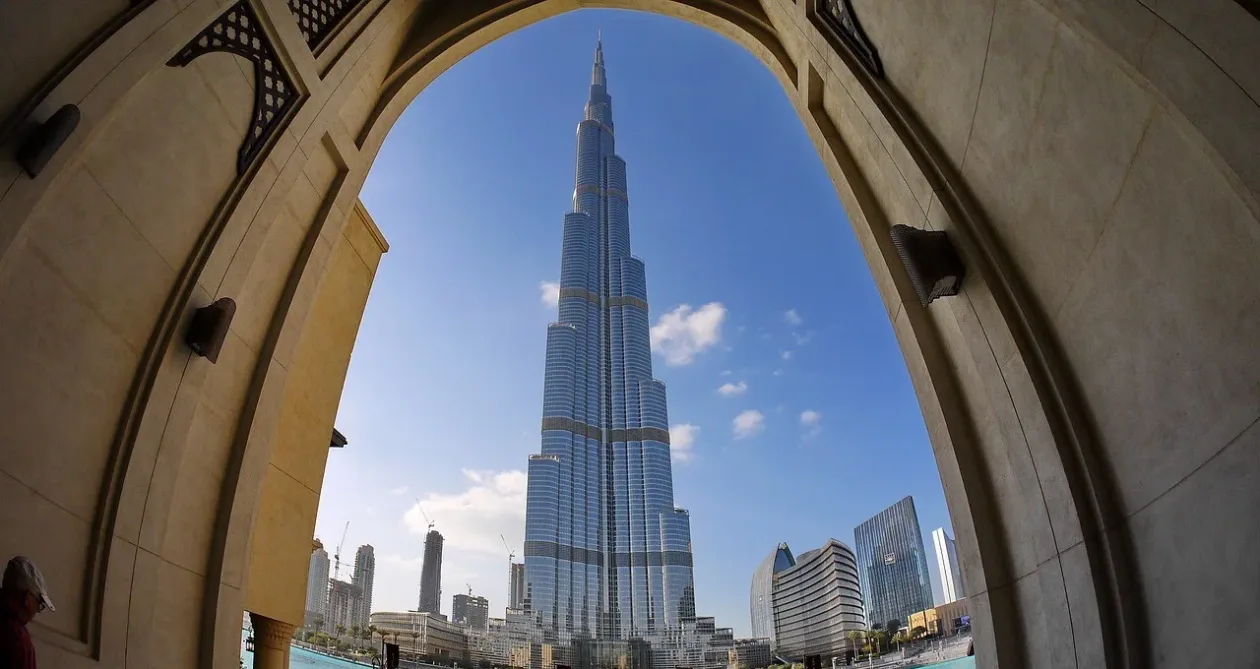 Entrepreneurial Horizon: Pioneering Success in Dubai's Digital Landscape